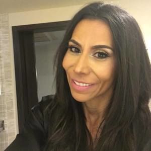 Meet your Posher, Renee